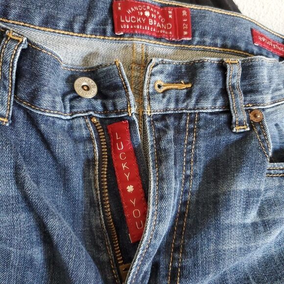 Lucky Brand Jeans Mens 32x30 Medium Wash Mid Rise 429 Classic Straight - Picture 2 of 16